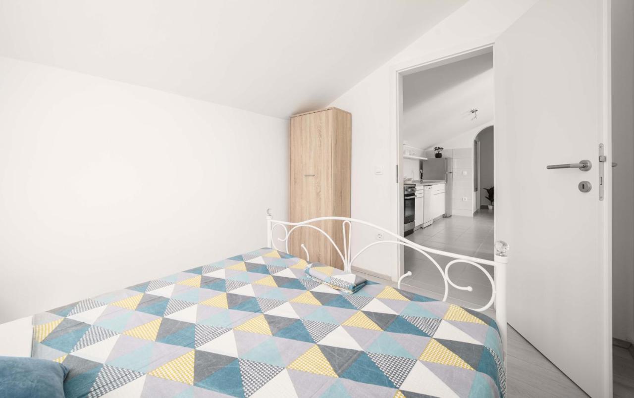 Vila Ms2 Apartment Tribunj  Luaran gambar