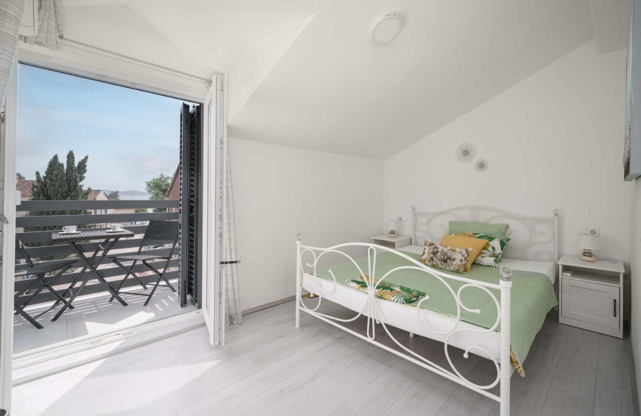 Vila Ms2 Apartment Tribunj  Luaran gambar